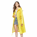 
Chubasquero largo de mujer con capucha