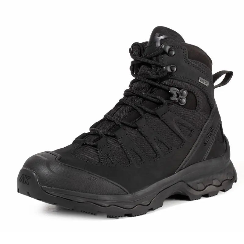 Bota Invicto