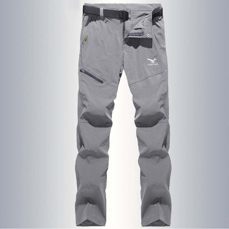 Pantalón masculino transpirable y de secado rápido, gris claro.