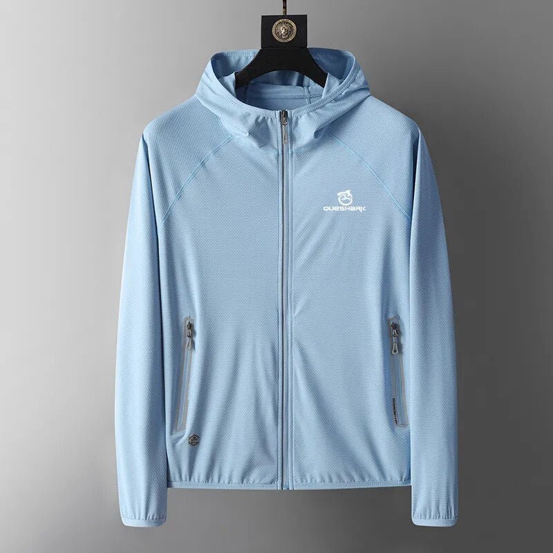 Cortavientos ultrafino para hombre
Protección UPF50+
Capucha, bolsillos con cremallera, azul.