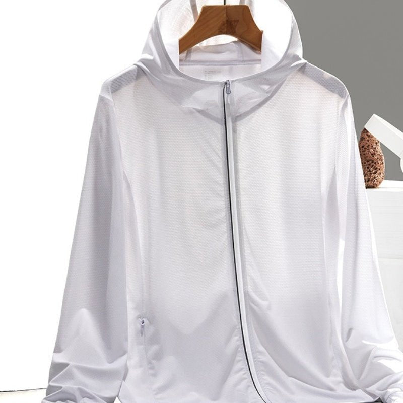 Chaqueta cortavientos ultrafina para mujer con protección UV.
Bolsillos con cremallera y capucha fija, blanco.