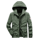 Chaqueta cortavientos de hombre, modelo parka respirable, color verde