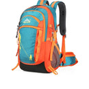 Mochila impermeable de 35L.